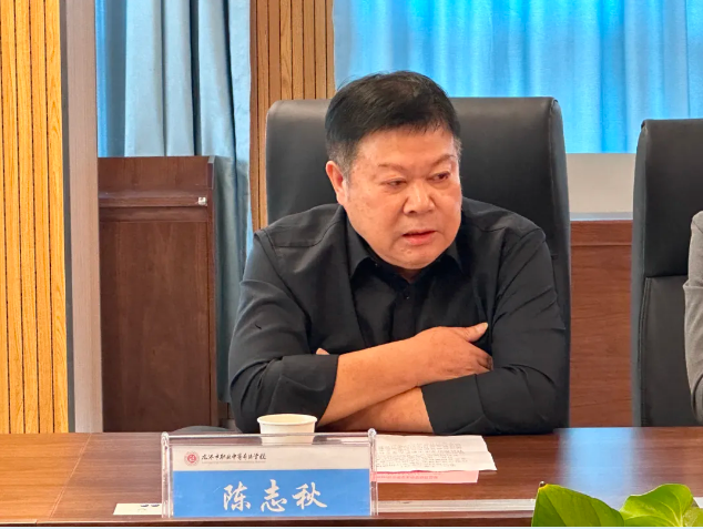 【關(guān)愛(ài)職業(yè)教育點(diǎn)亮技能未來(lái)】格洛博電子印刷設(shè)備捐贈(zèng)儀式順利舉行(圖4)